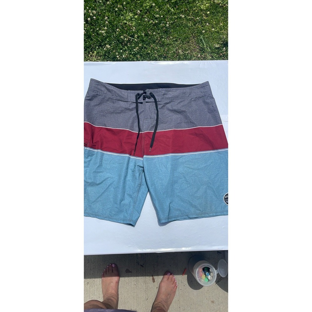 Berts Brand Board Shorts Mens Size 38 Swim Surfing Trunks Black, Grey, Red And B - Picture 4 of 7